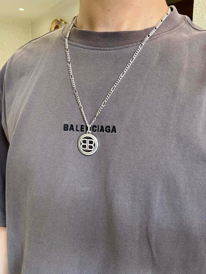 Ba1en*iaga necklaces